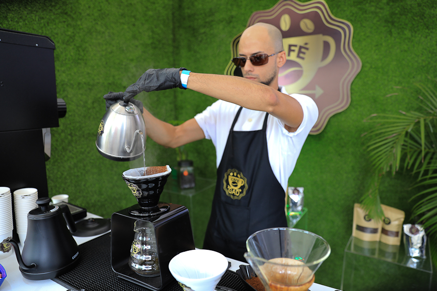 Presidente asiste a inauguración del I Encuentro Internacional de Café ...