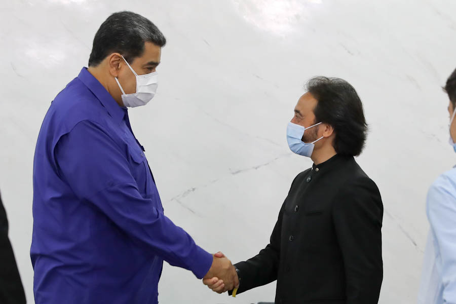 Presidente Maduro recibe a bailaor David Morales en Miraflores