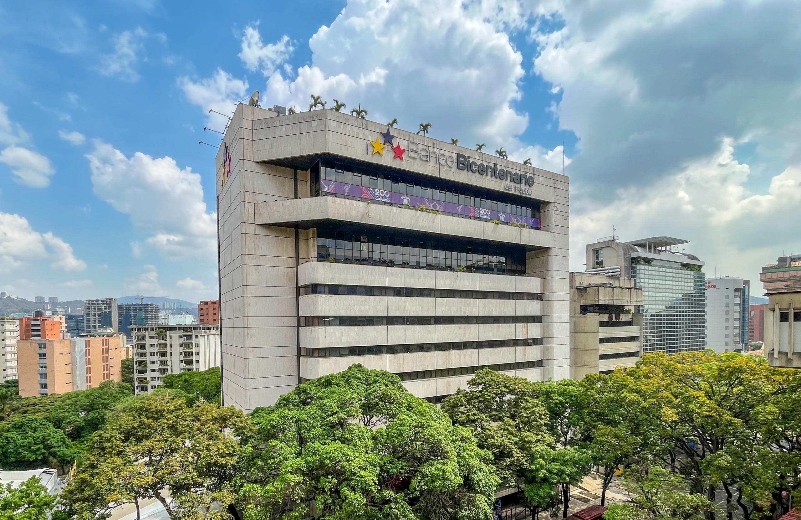Banco Bicentenario asciende al sexto lugar del ranking financiero