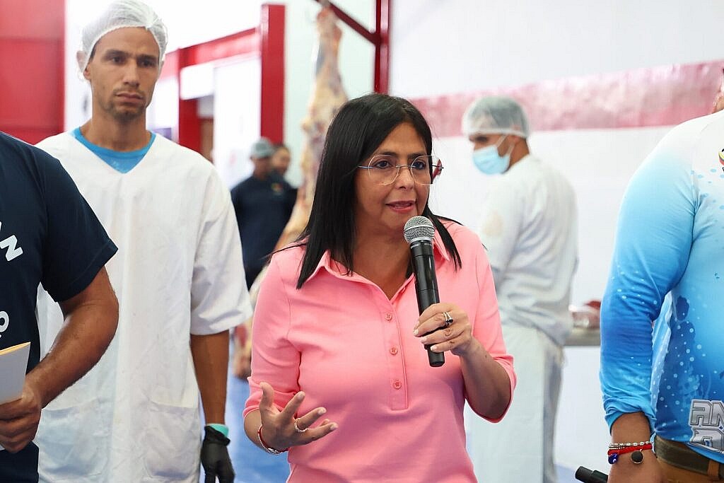Vicepresidenta Rodríguez afirma que a través de la Economía Comunal se evita la especulación