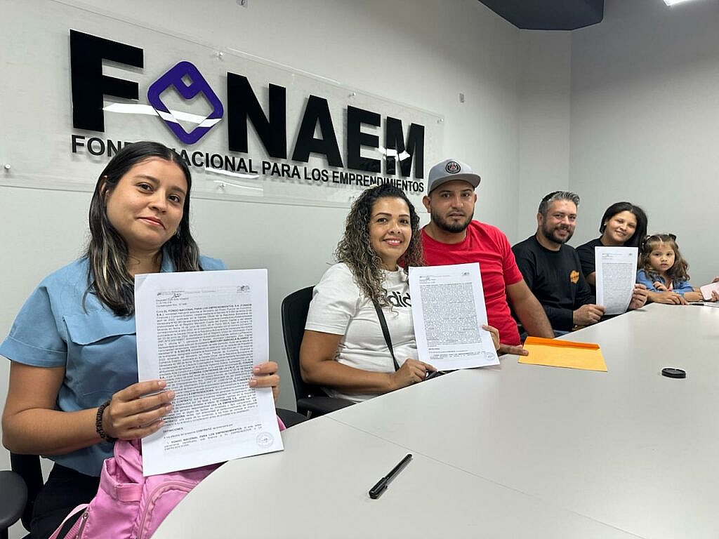 Emprendedores del Distrito Capital recibieron financiamientos por parte de Fonaem