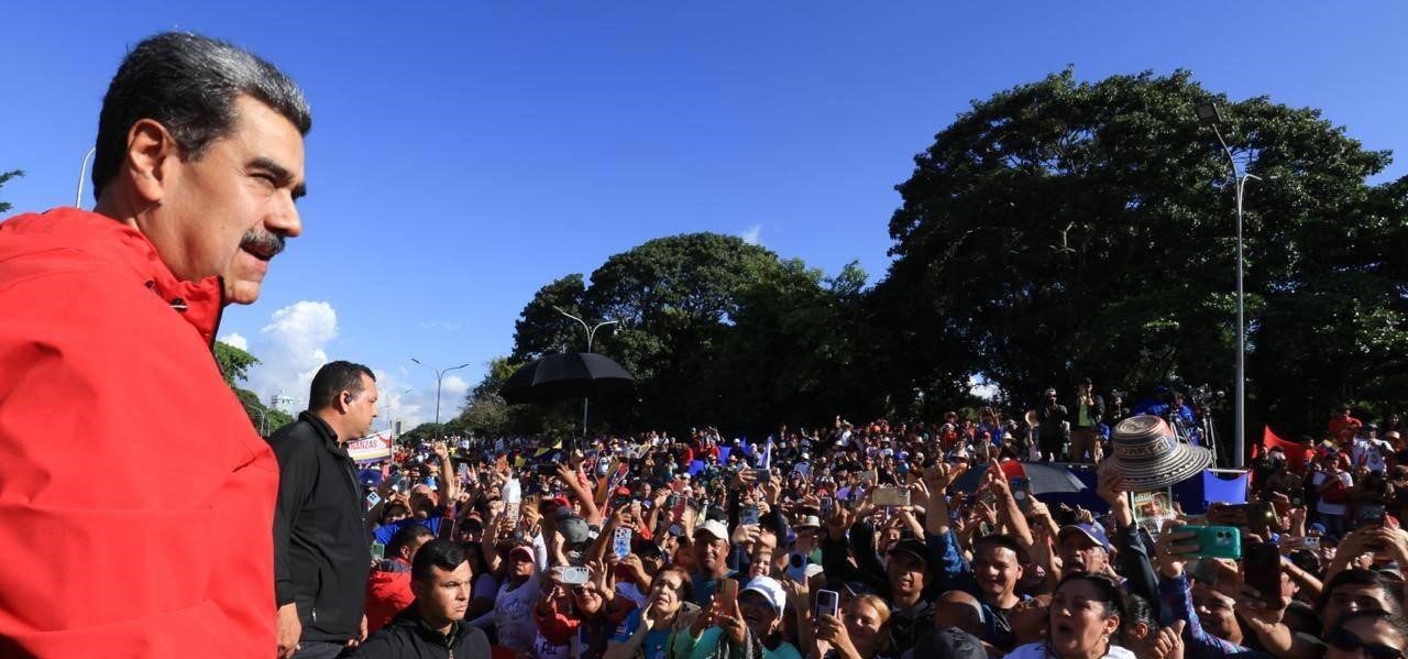 Trabajadores del MPPEF se movilizan en defensa de la Revolución Bolivariana y la paz de la Patria