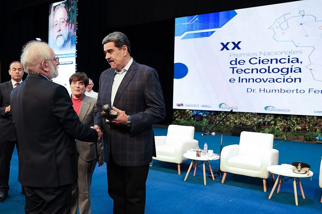 Otorgan los XX Premios de Ciencia, Tecnología e Innovación 2025