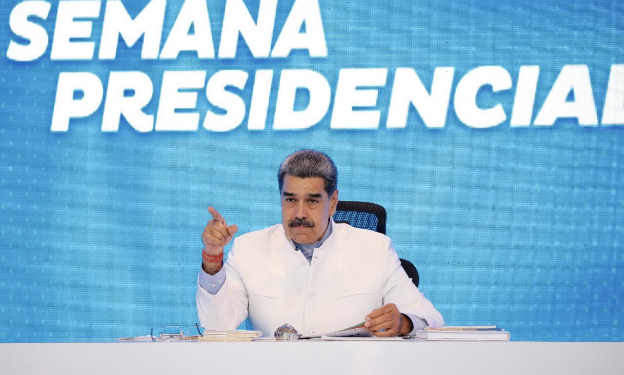 <a class="amazingslider-posttitle-link" href="https://www.mppef.gob.ve/economia-venezolana-se-mantiene-robusta-y-en-crecimiento-continuo-de-la-mano-de-los-13-motores/">Economía venezolana se mantiene robusta y en crecimiento continuo de la mano de los 13 motores</a> Economía venezolana se mantiene robusta y en crecimiento continuo de la mano de los 13 motores