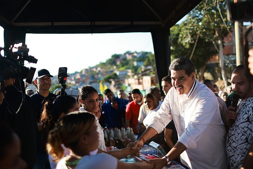 Presidente Maduro supervisa avances de la Ruta del Gobierno Comunal en la “Comuna Simón Rodríguez” de Petare