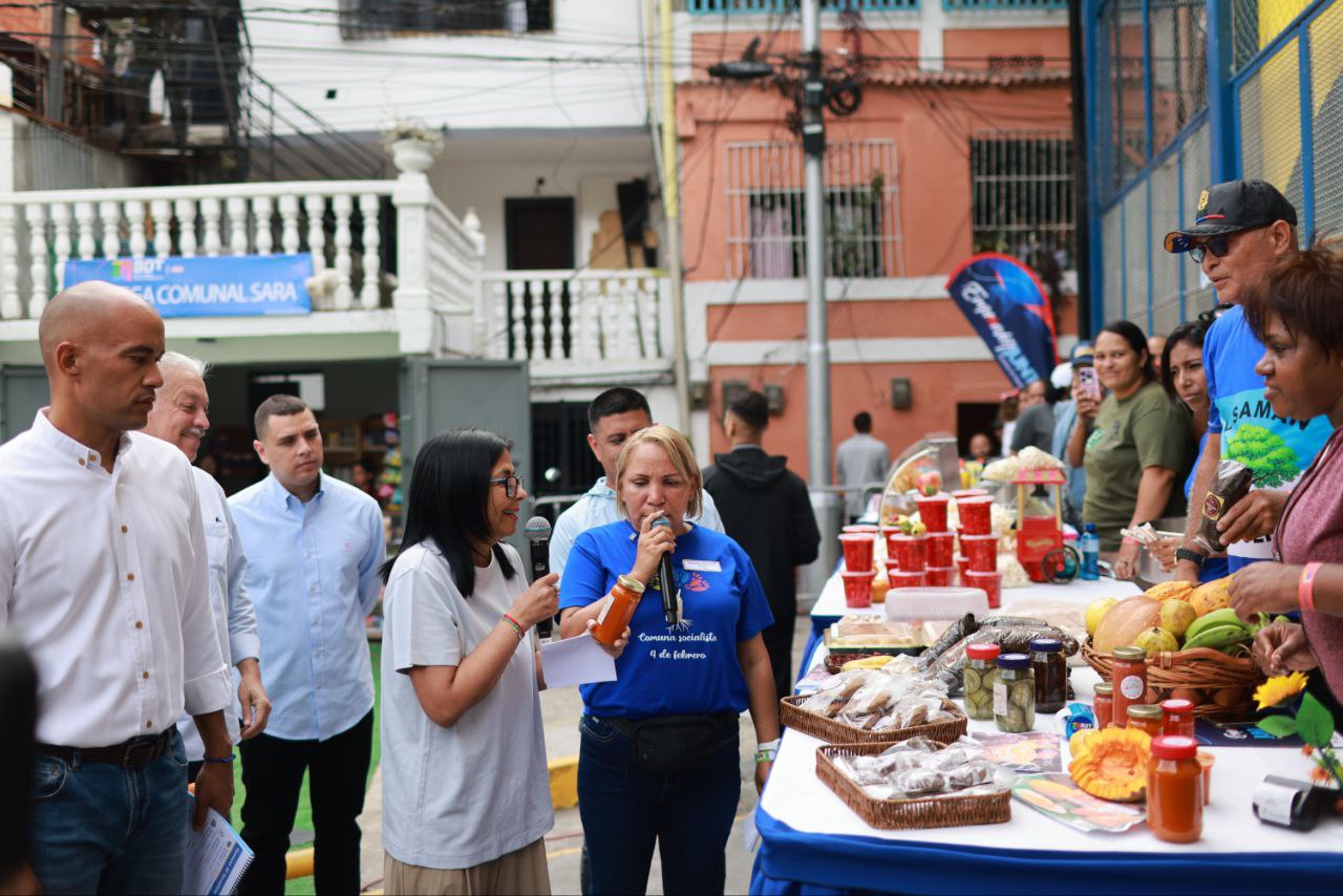 Presidenta Encargada Delcy Rodríguez lidera despliegue integral y supervisa soberanía alimentaria en Petare