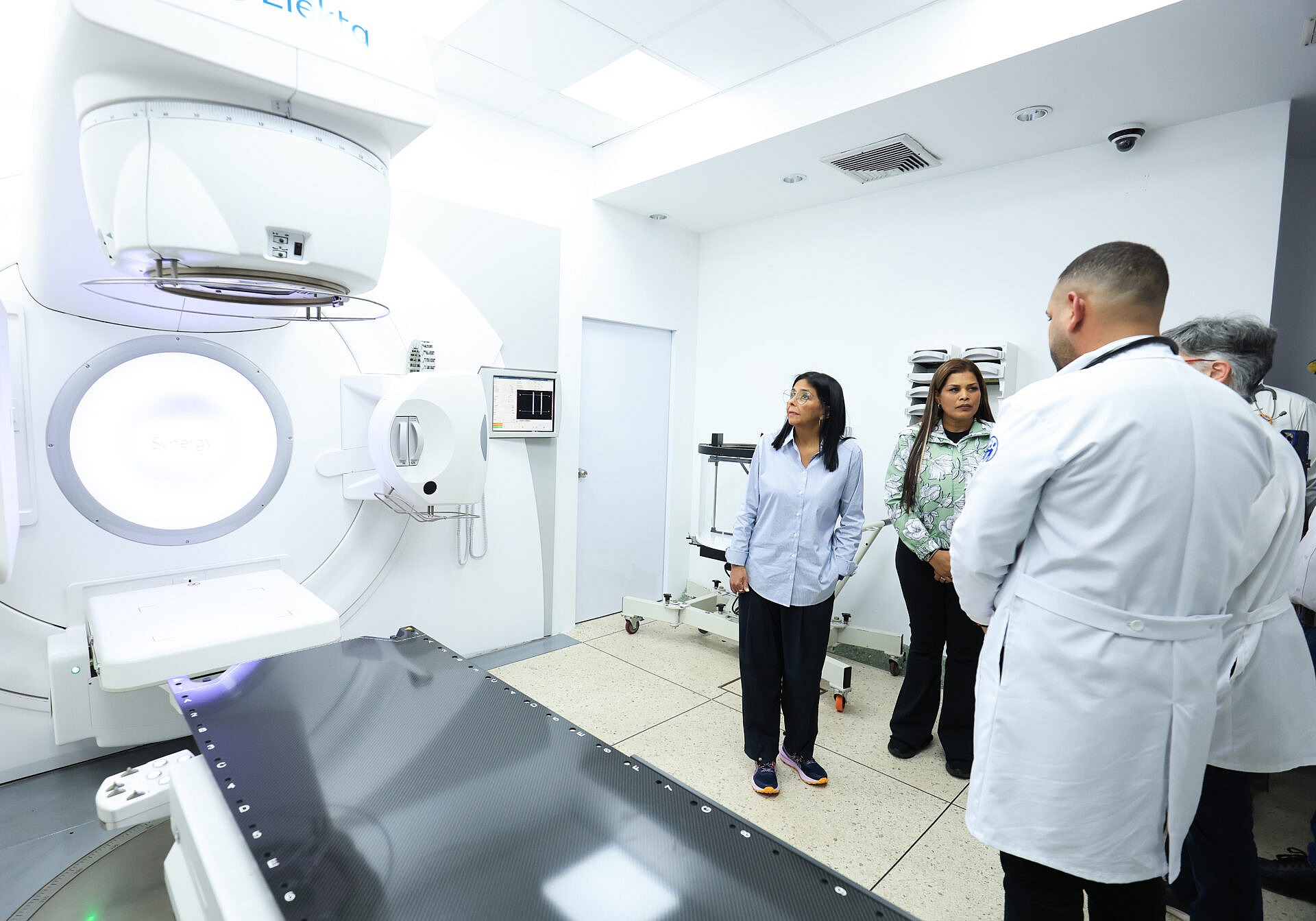 Gobierno Bolivariano reactiva Unidad de Radioterapia en el estado Bolívar para garantizar salud gratuita a pacientes oncológicos