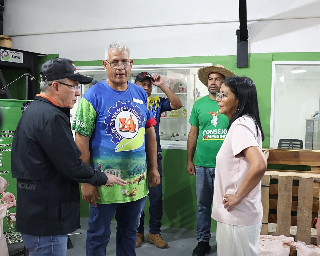 Presidenta (E) Delcy Rodríguez visita la Comuna «Guaicamacuto Bicentenario» en el eje Caracas-La Guaira