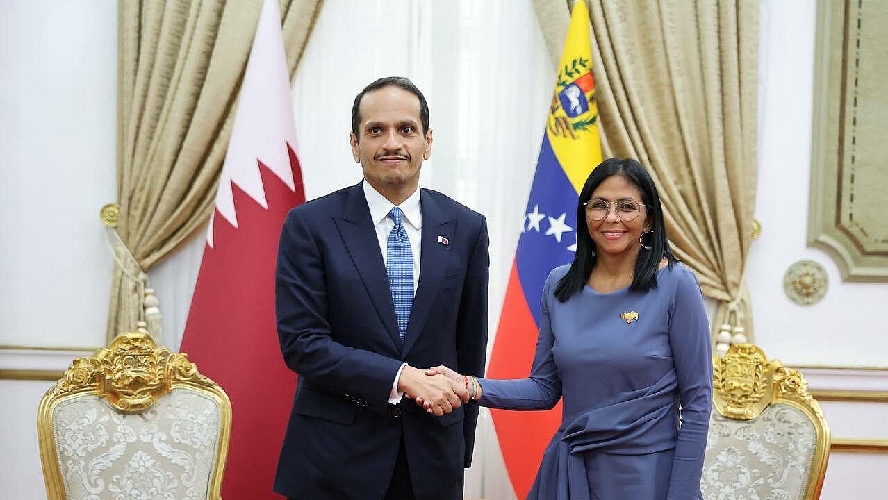 Presidenta (E) Delcy Rodríguez recibe en el Palacio de Miraflores al Primer Ministro de Qatar, Mohammed Bin Abdulrahman Al Thani