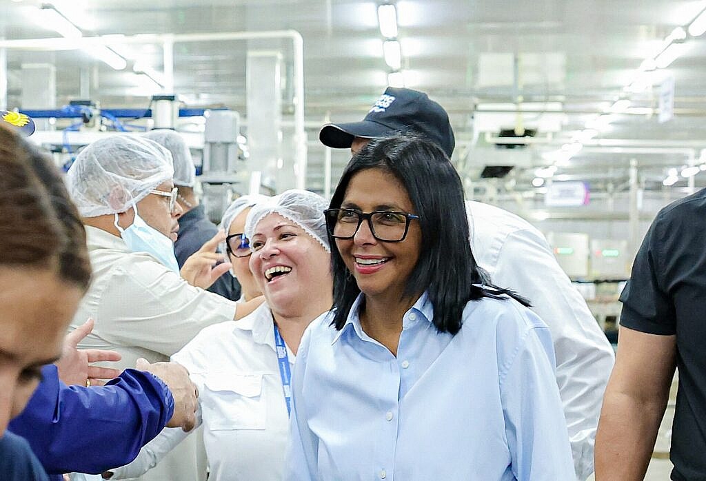 Presidenta (E) Delcy Rodríguez visita planta procesadora de productos pesqueros Pacific Seafood en Cumaná