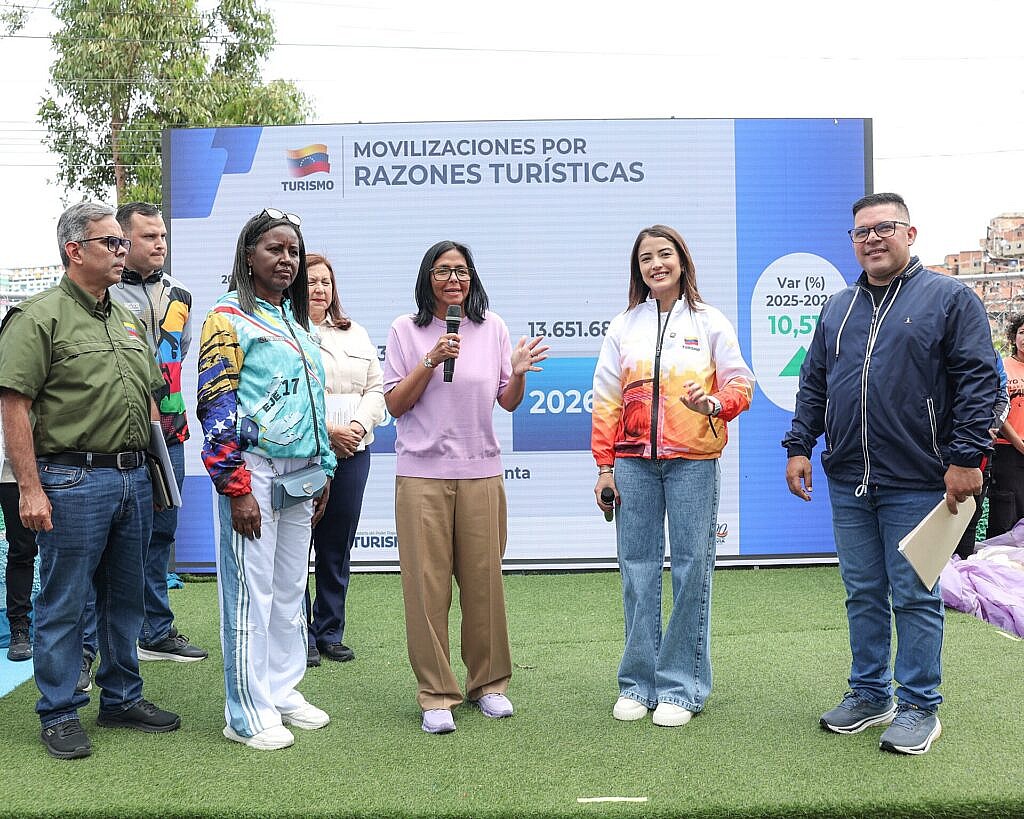 Presidenta (E) Delcy Rodríguez recibe balance del Operativo Semana Santa Segura 2026 desde el sector La Silsa
