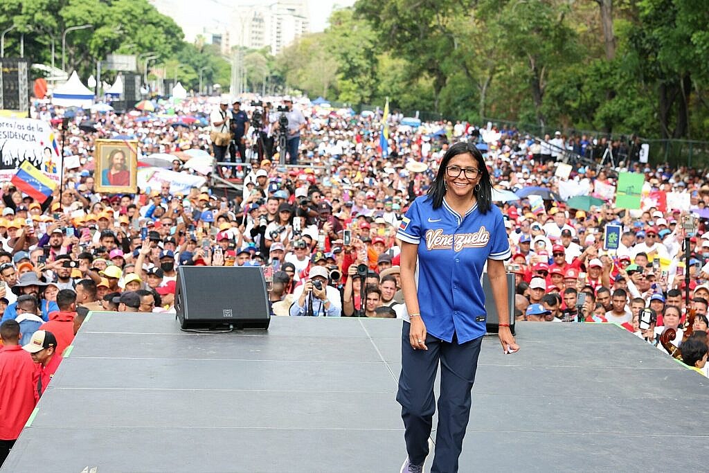 Presidenta (E) Delcy Rodríguez lideró cierre de la Gran Peregrinación Nacional por una «Venezuela sin Sanciones y en Paz» en Caracas