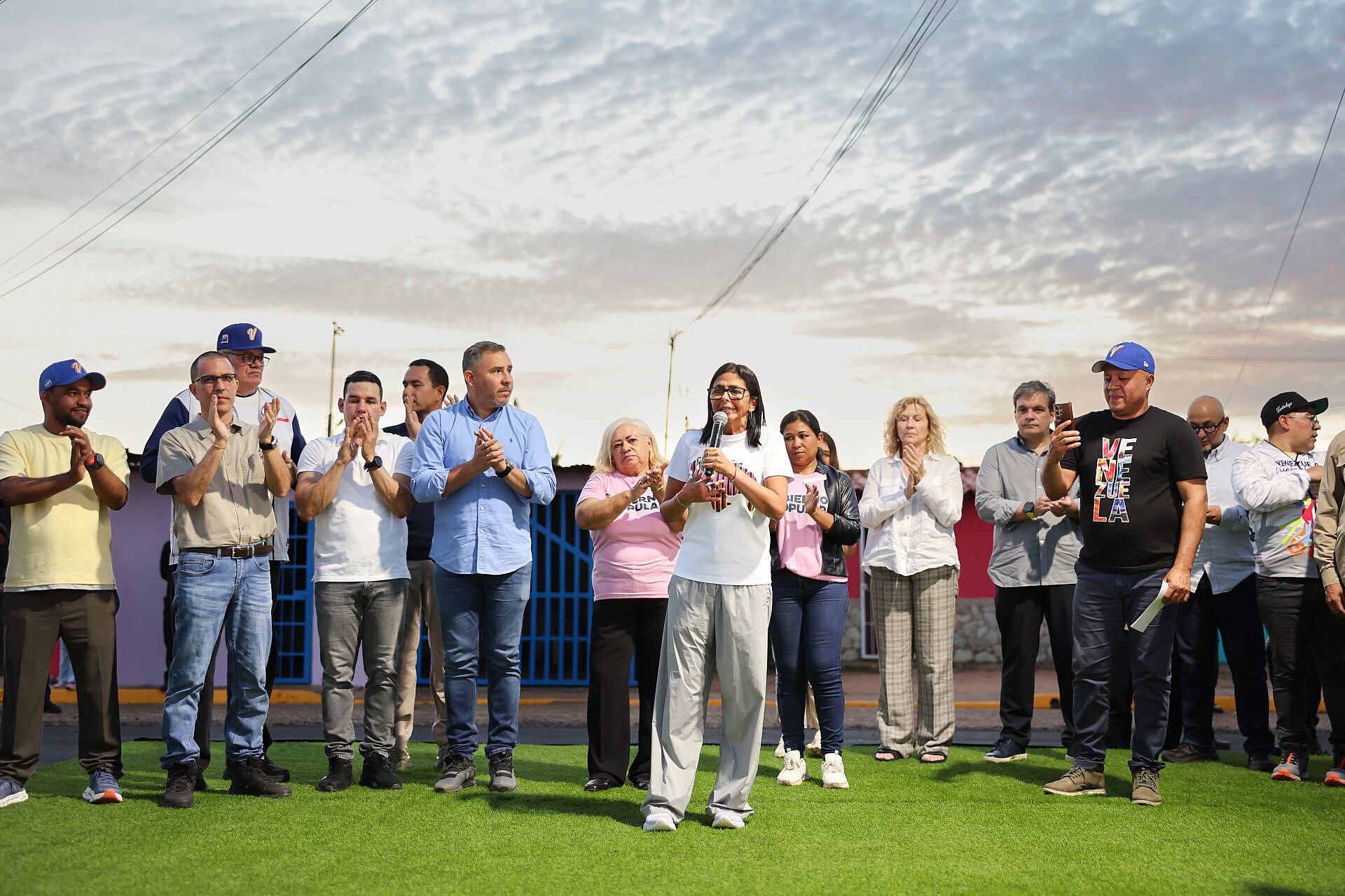 Peregrinación debe continuar por la paz e independencia económica del país