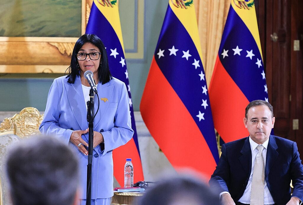 Presidenta (E) Delcy Rodríguez firma Memorando de Entendimiento con autoridades de General Electric Vernova