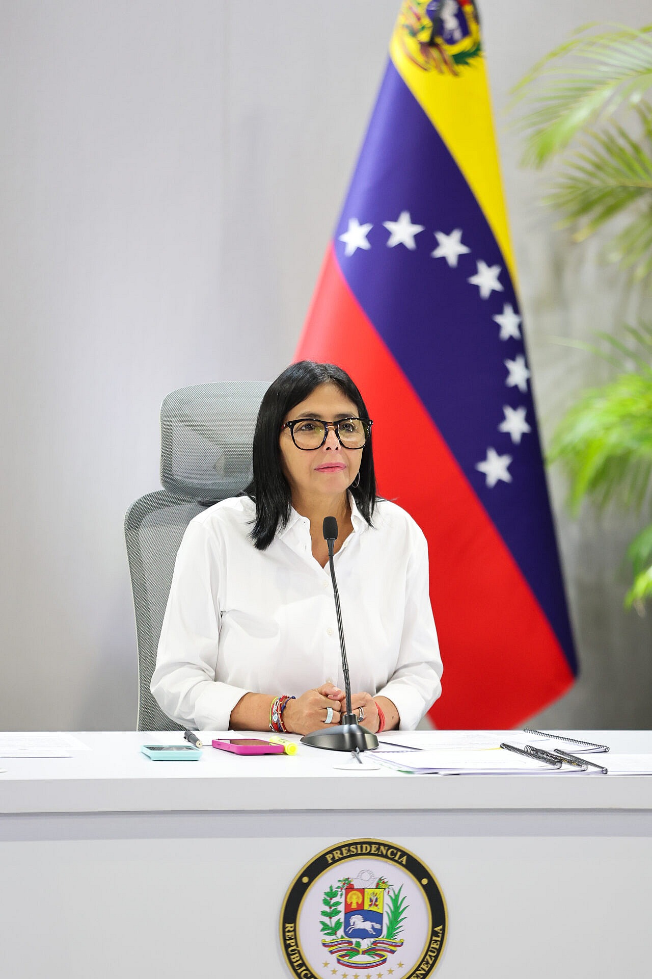 Gobierno Nacional gestiona liberación de recursos bloqueados para la reconstrucción de viviendas