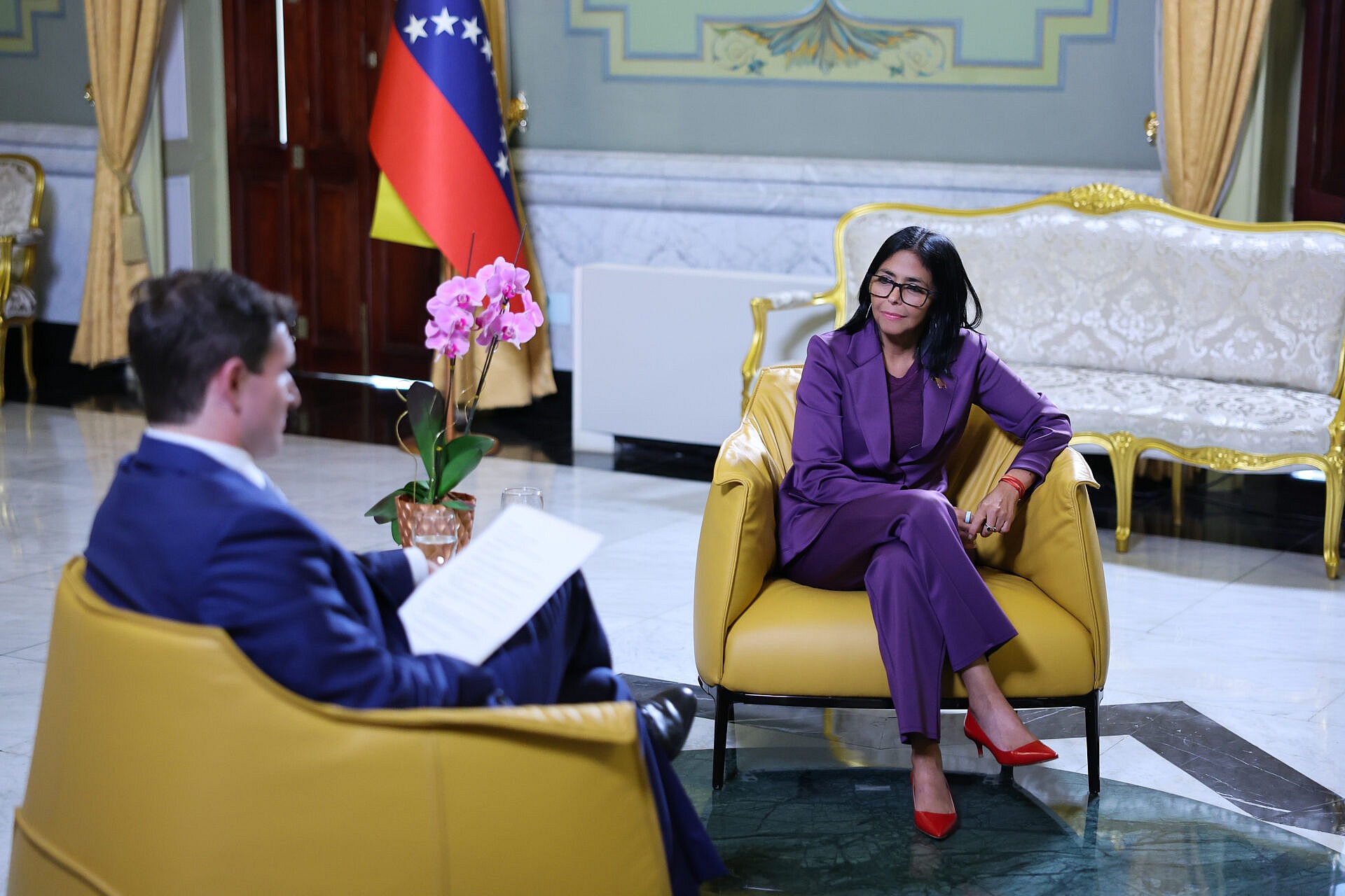 Presidenta Rodríguez apuesta por la diversificación económica y el retorno de Venezuela a los mercados globales