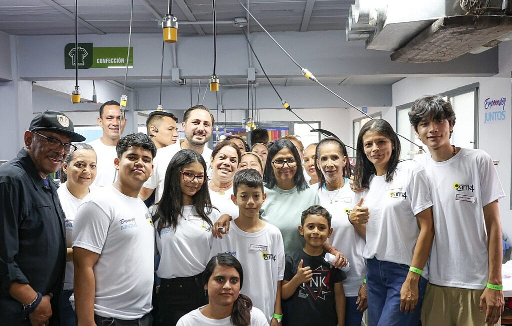 Presidenta Delcy Rodríguez supervisó unidades de producción comunal en Caracas