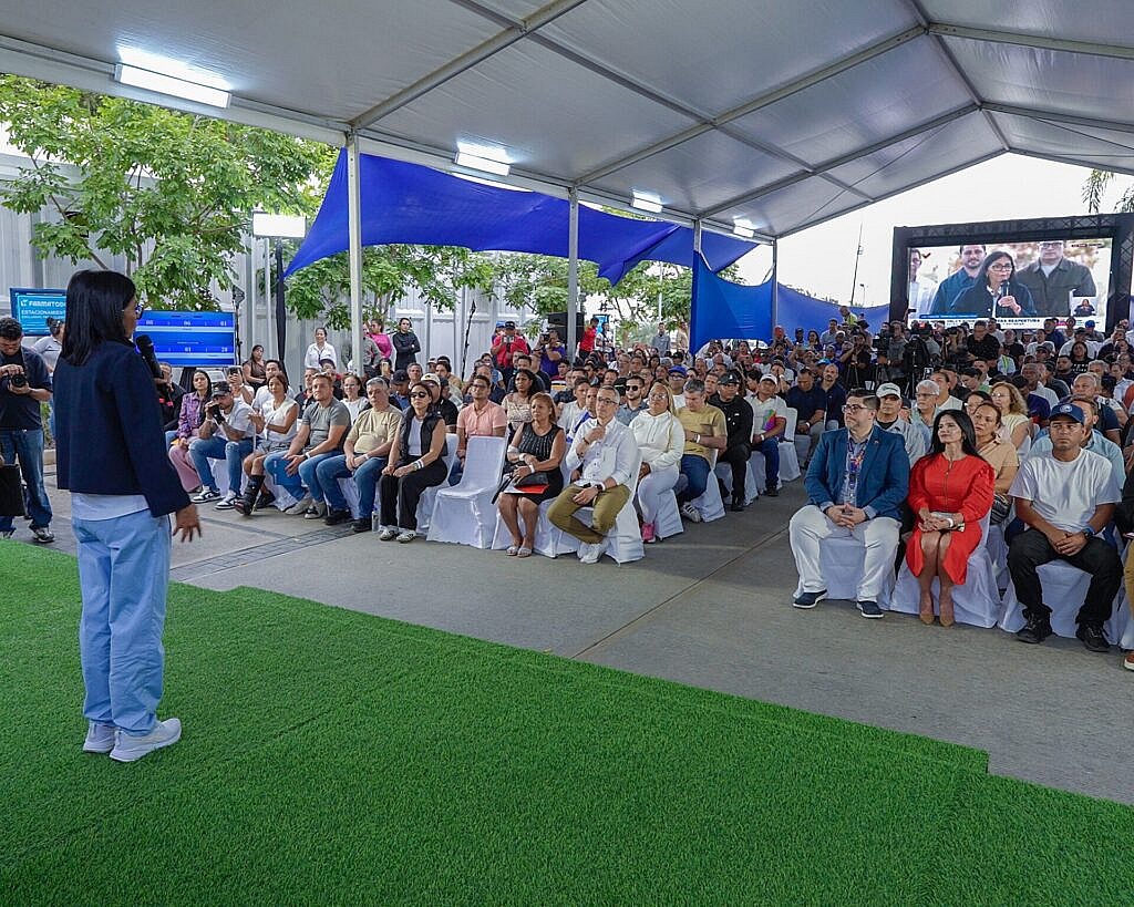 Inicia el renacer de La Guaira con nuevos impulsos económicos