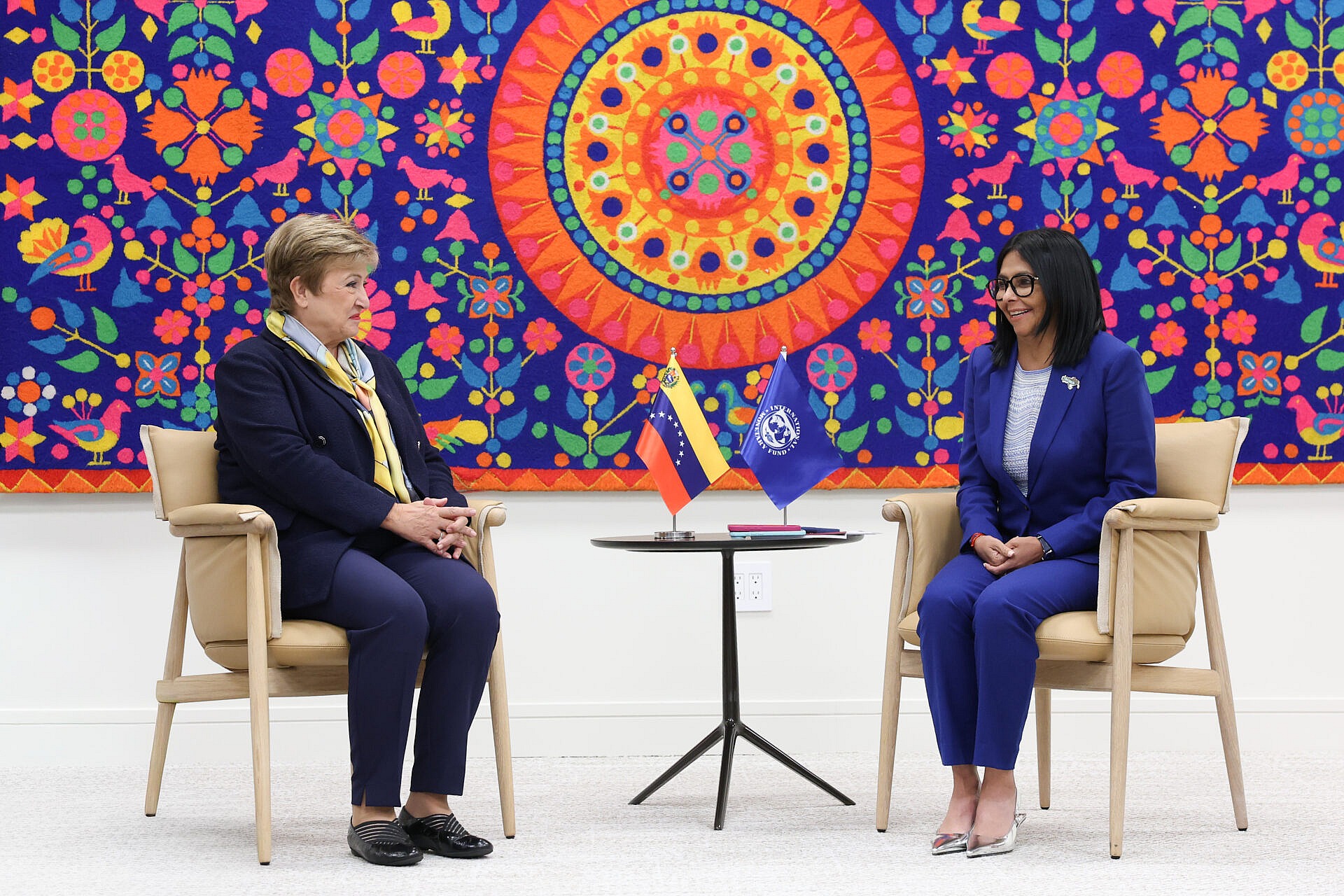 Presidenta Delcy Rodríguez lidera en Nueva York encuentro con la Directora General del FMI, Kristalina Georgieva