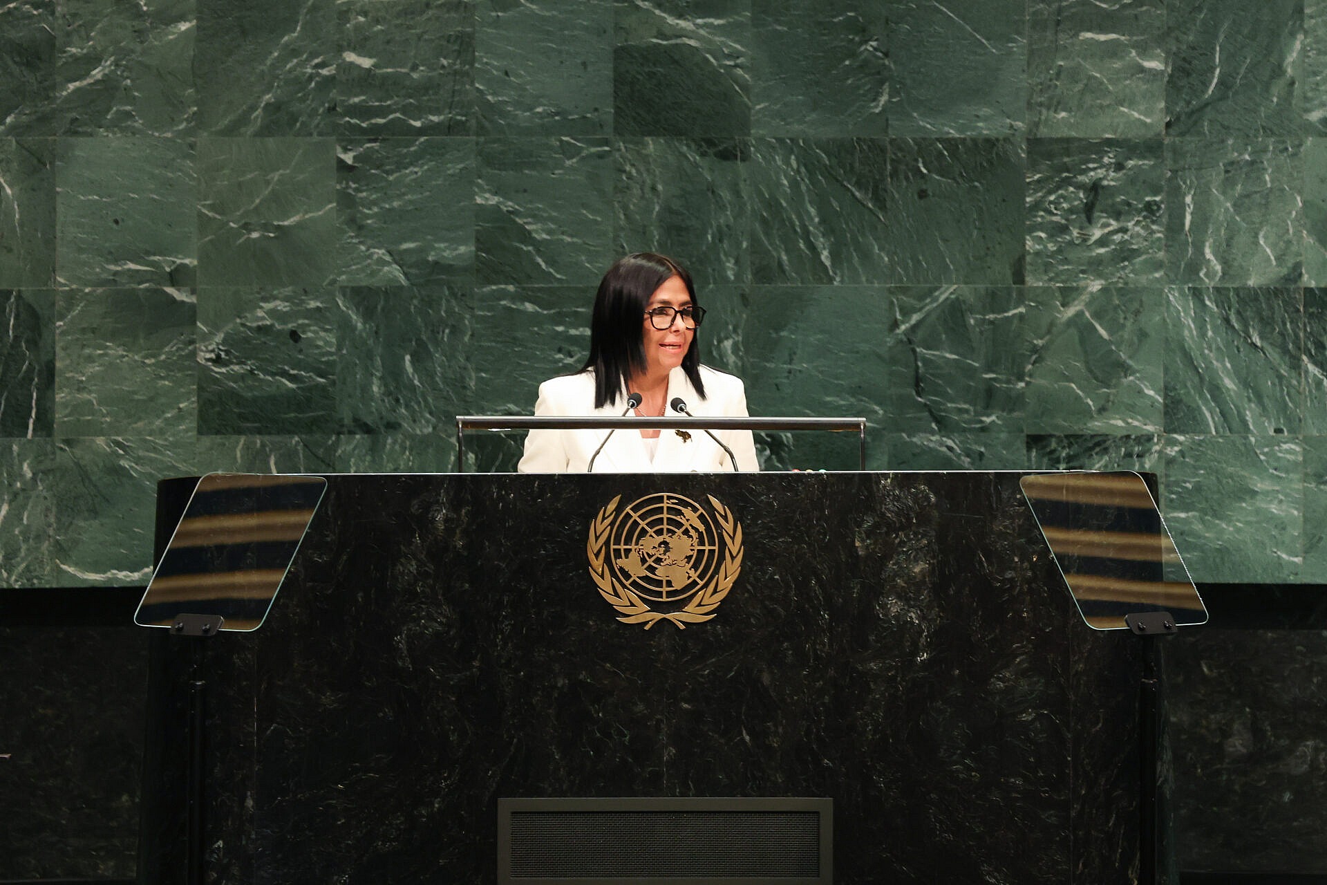 Jefa de Estado reafirma en la ONU una nueva etapa en las relaciones diplomáticas con EE.UU.