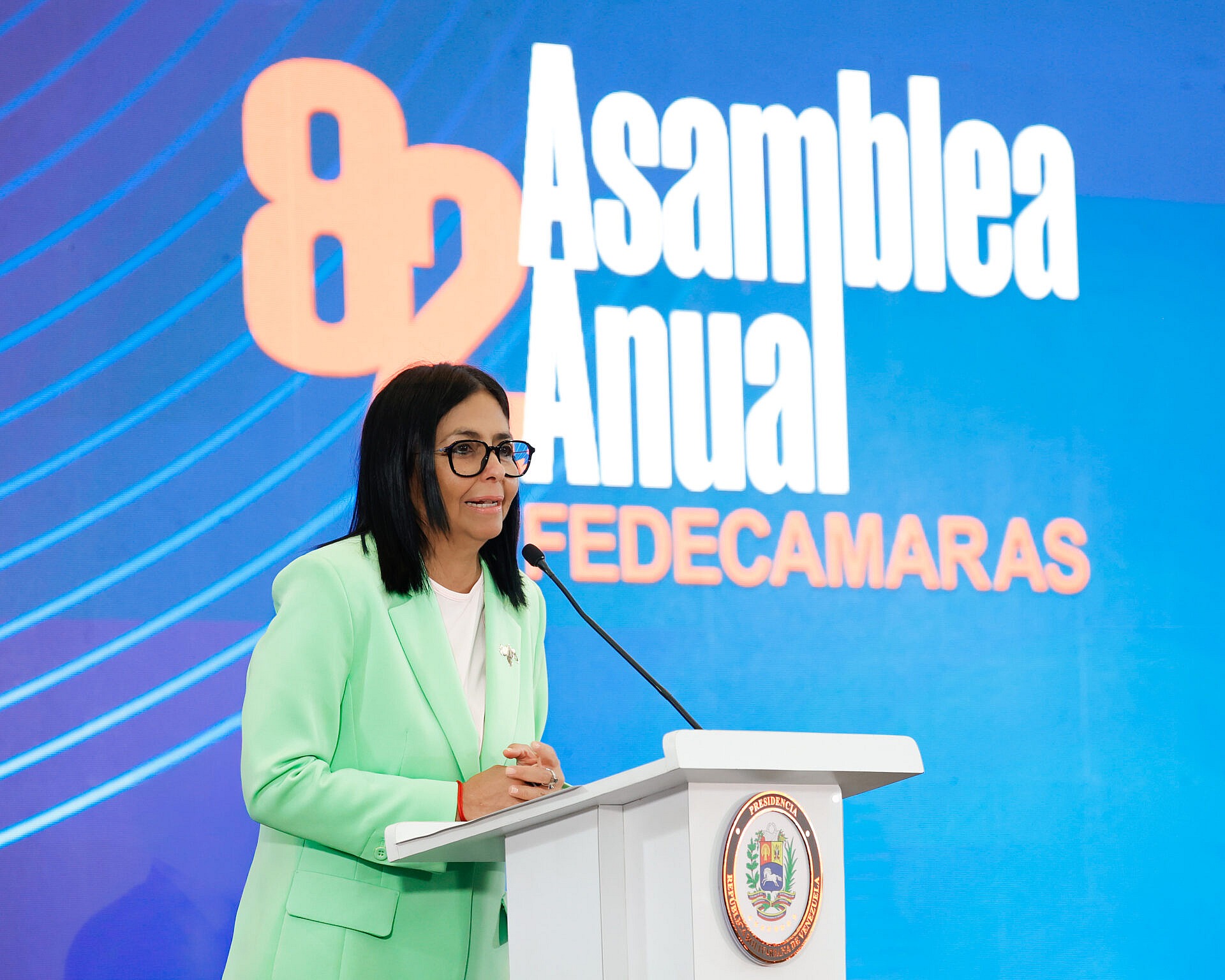 Presidenta Delcy Rodríguez asiste a instalación de la 82.ª Asamblea Anual de Fedecámaras