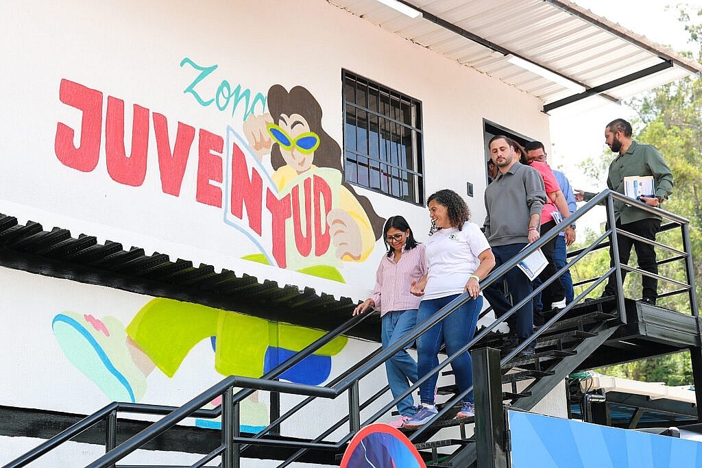 Presidenta Delcy Rodríguez entregó Centro de Desarrollo Endógeno Lanceros de La Victoria para impulso comunitario en Caricuao