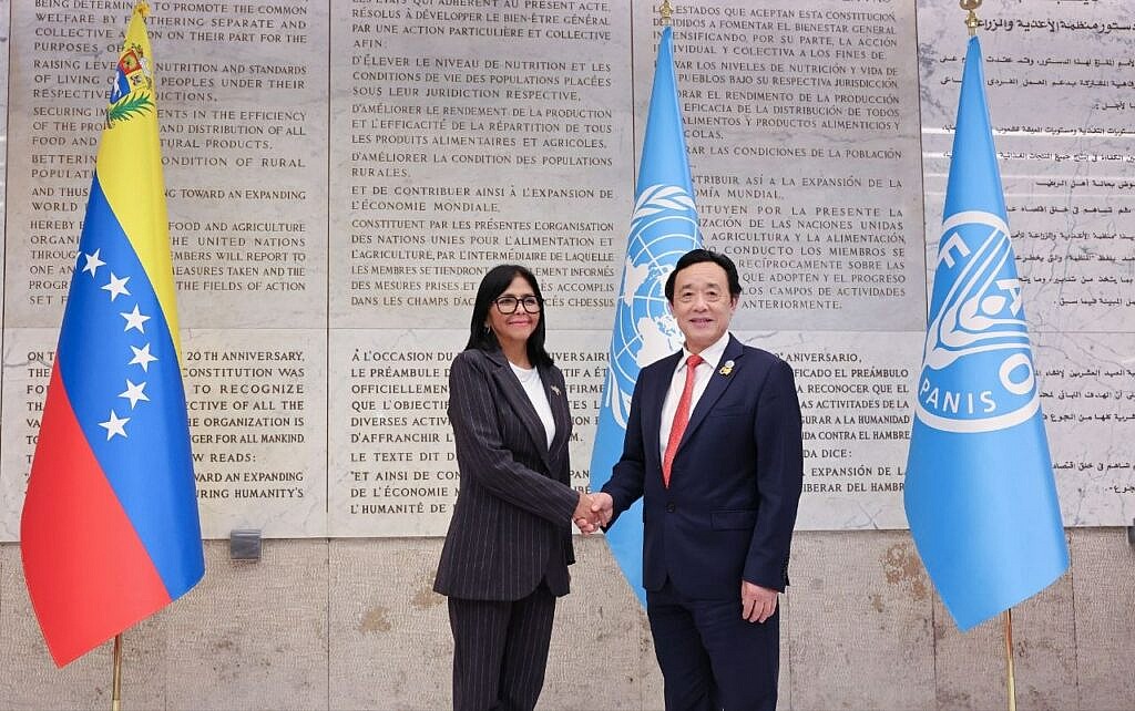 Presidenta Delcy Rodríguez llega a la sede de la FAO en Roma para incorporarse al Foro Mundial de la Alimentación 2026